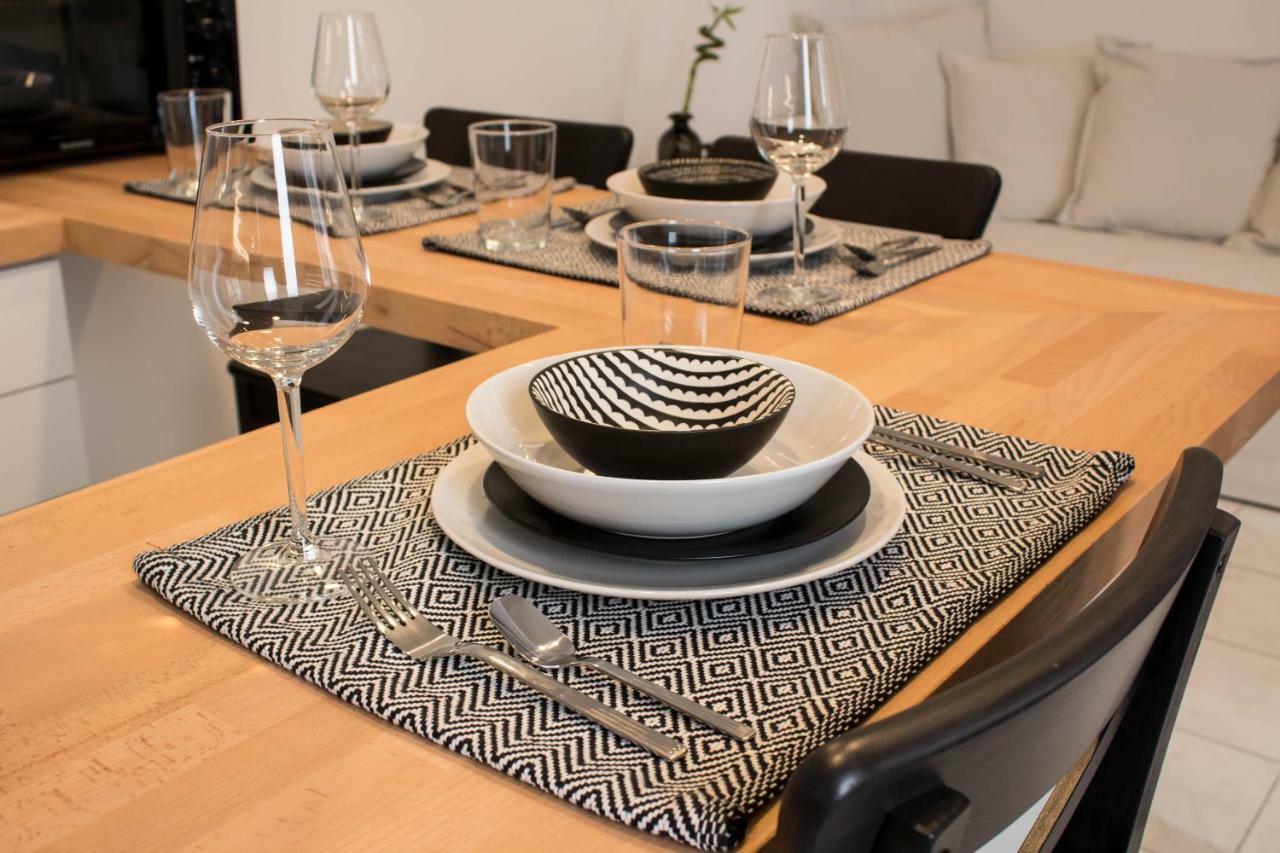 Super Stylish Apartments In Syntagma Square! アテネ エクステリア 写真