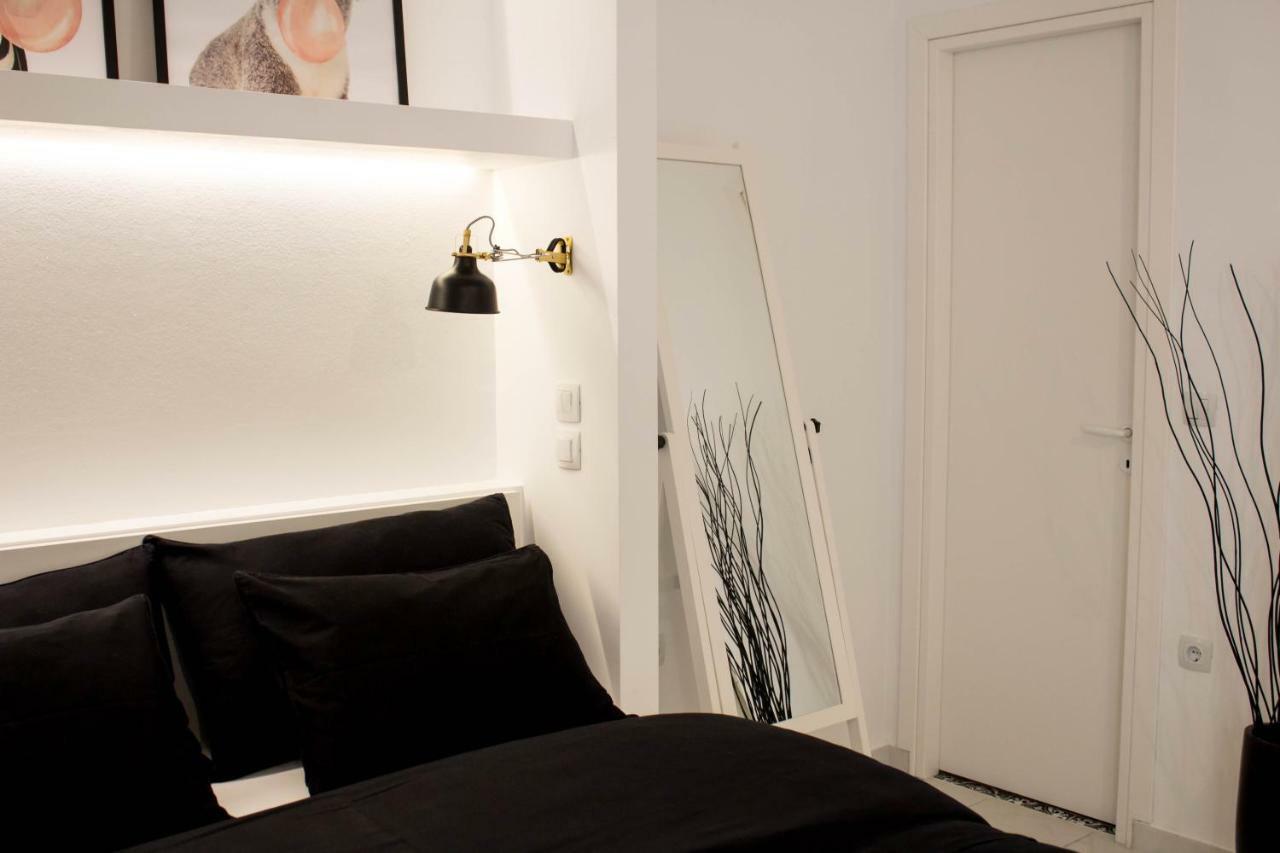 Super Stylish Apartments In Syntagma Square! アテネ エクステリア 写真